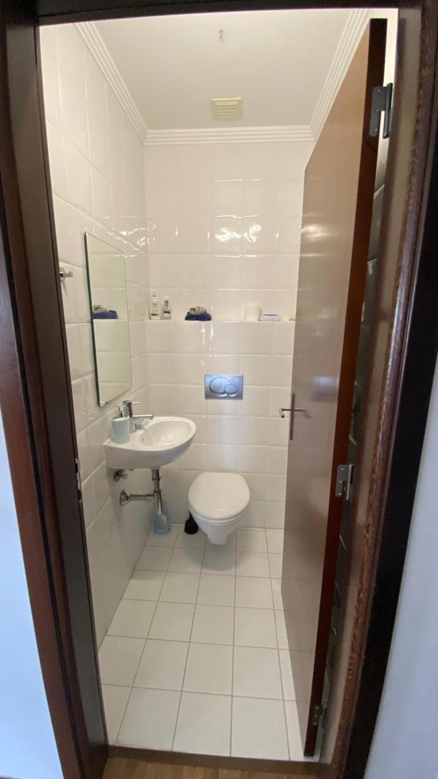 Rooms In Faro Close To Airport Exterior photo